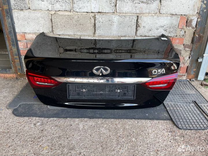 Крышка багажника Инфинити Q50