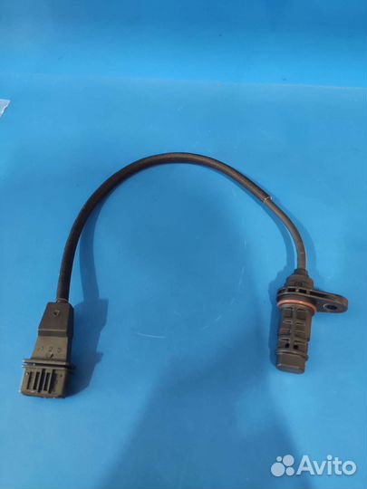 Датчик положения коленвала (дпкв) 39180-25300