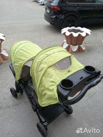 Коляска для двойни