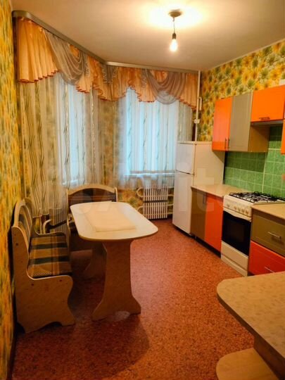 1-к. квартира, 42 м², 3/10 эт.