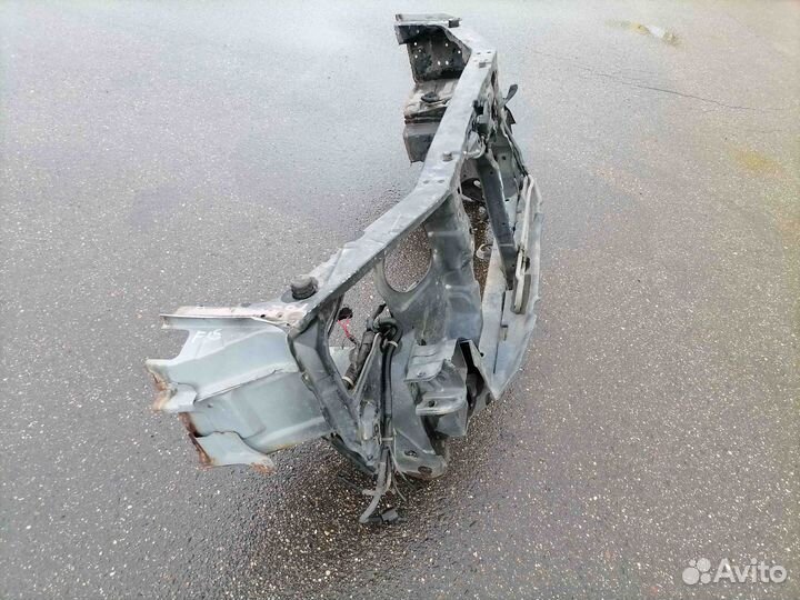 Телевизор (рамка радиатора) Mitsubishi Diamante F1