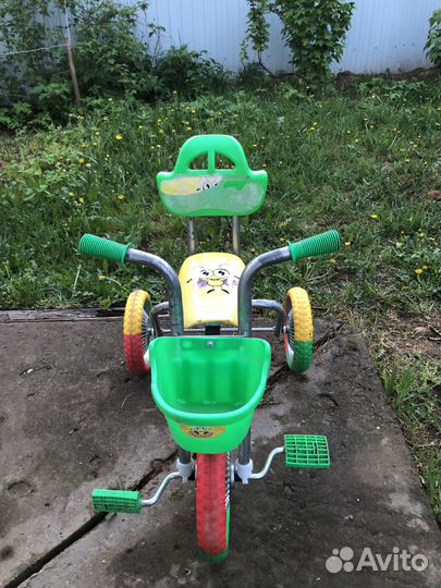 Детский трехколесный велосипед
