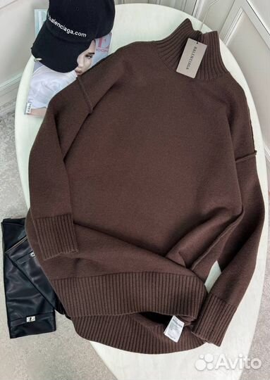 Женский свитер Balenciaga оверсаз удлиненный