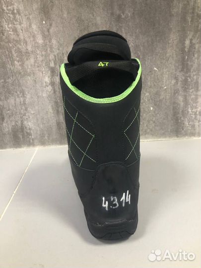 Сноубордические ботинки