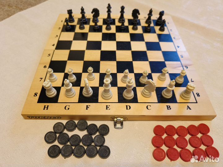 Шахматы и дорожные шахматы