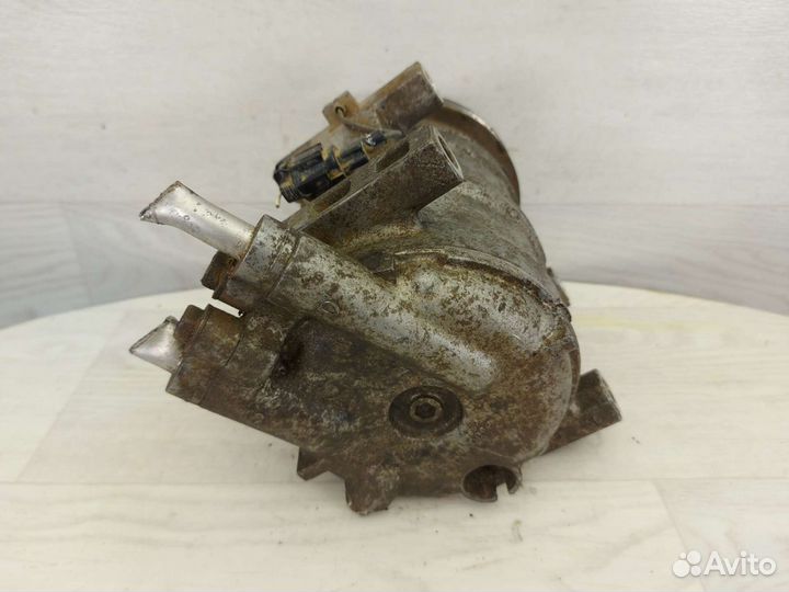 Компрессор кондиционера Nissan Navara