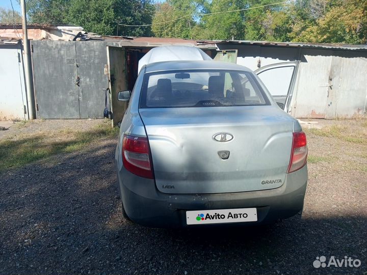 LADA Granta 1.6 МТ, 2013, битый, 179 350 км