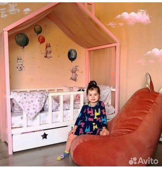 Новая детская кровать домик