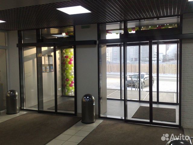 Автоматические двери с монтажом