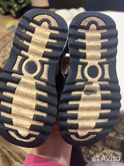 Сандалии детские 24