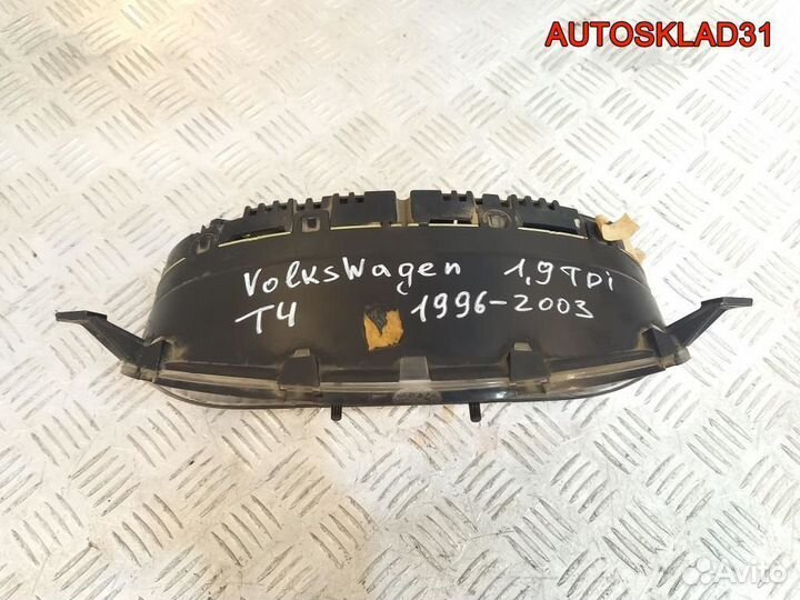 Панель приборов VW Transporter T4 7D0920800B TDI