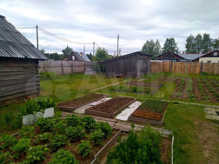 Дом 54 м² на участке 8,3 сот.