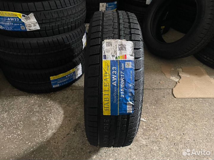 Habilead SnowShoes AW33 215/60 R17 96H