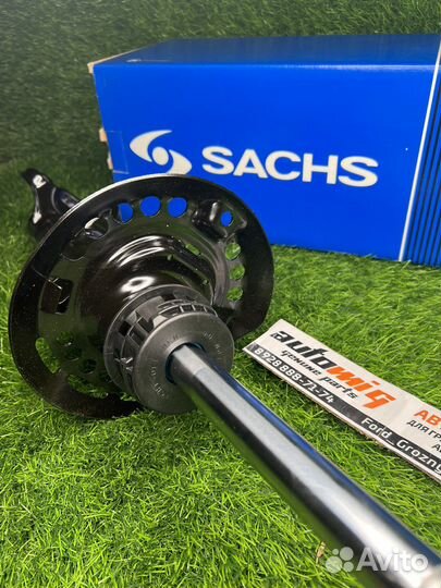 Амортизатор передний на Mercedes-Benz E212