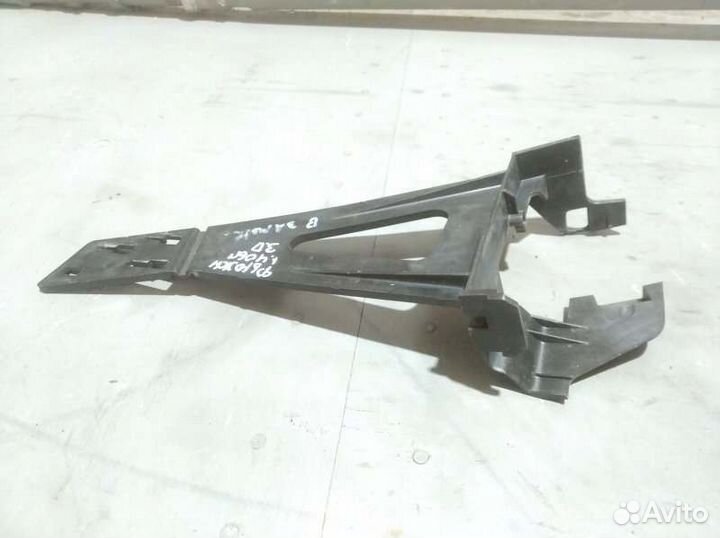 Кронштейн замка двери задний правый Ford Fusion