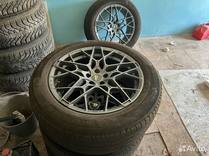 Комплект колес r18