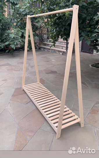Вешалка напольная деревянная