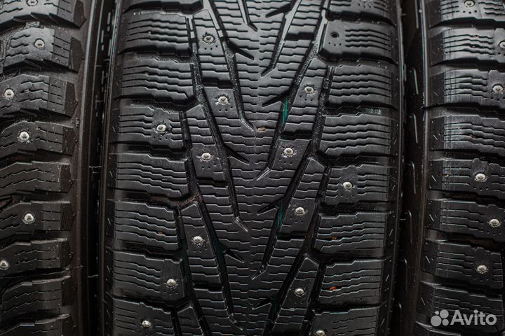 Nokian Tyres Hakkapeliitta 7 SUV 235/60 R18 107T