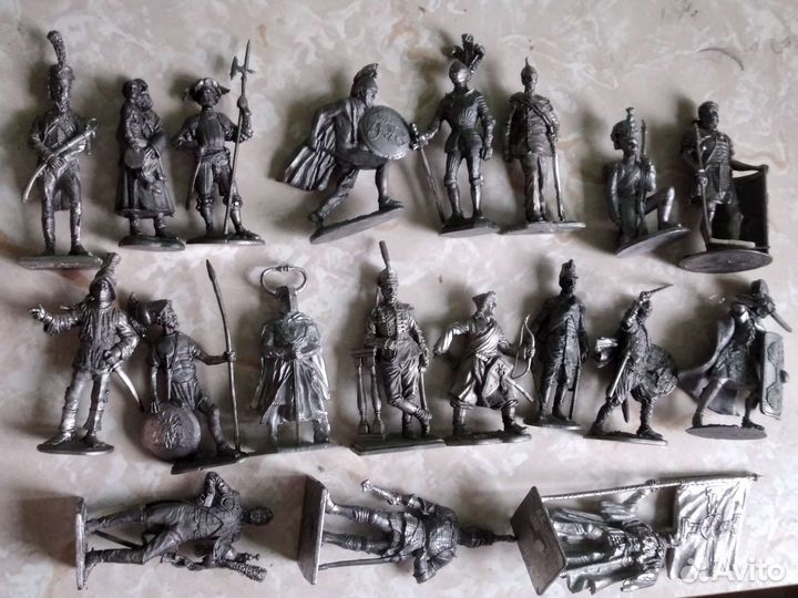 Солдатики оловянные наполеоновские на обмен