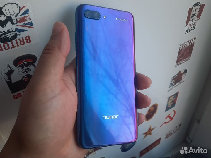 HONOR 10, 4/64 ГБ