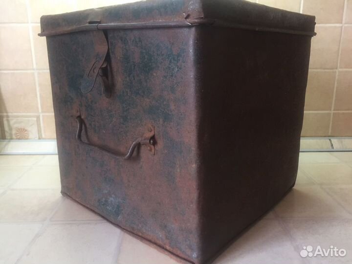 Полевой армейский сейф СССР 50-х годов