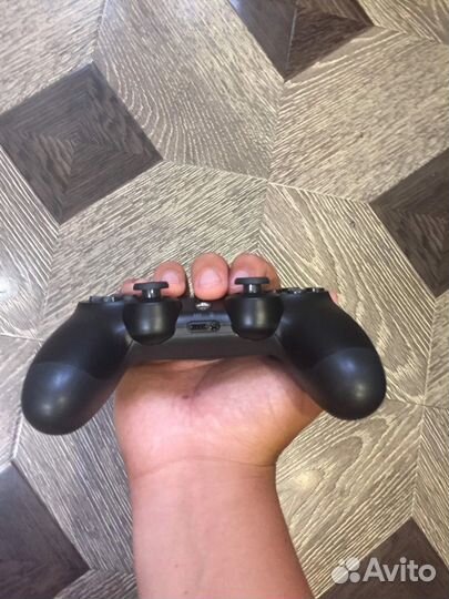 Sony PS4 геймпад