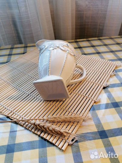 Молочник сливочник