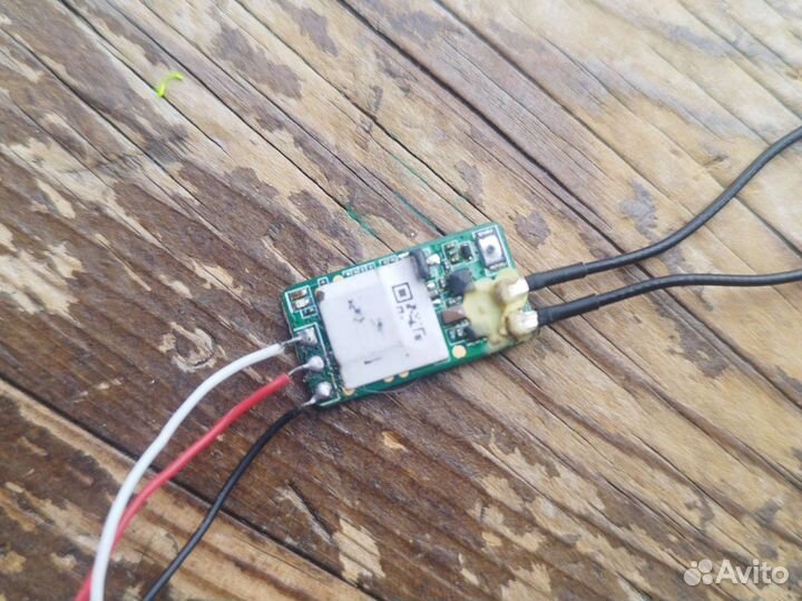 Dron,fpv квадрокоптер frsky xm+