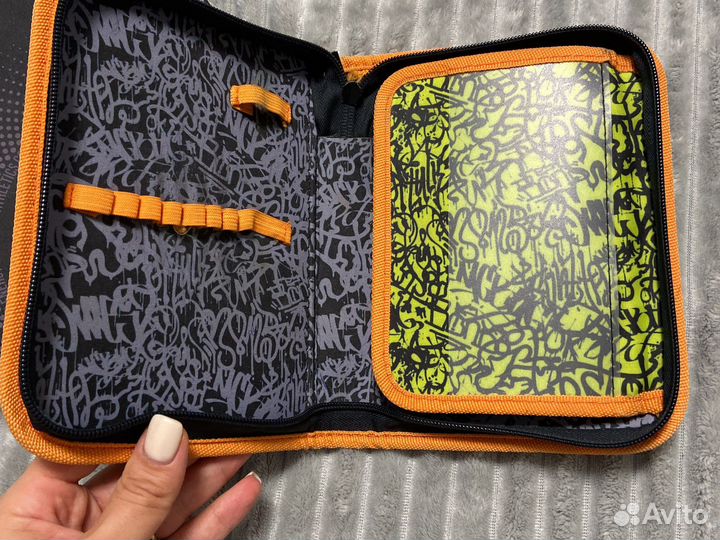 Пенал школьный с отделениями