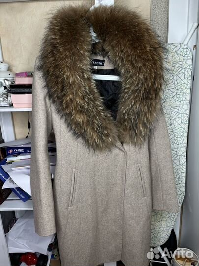 Пальто теплое 42