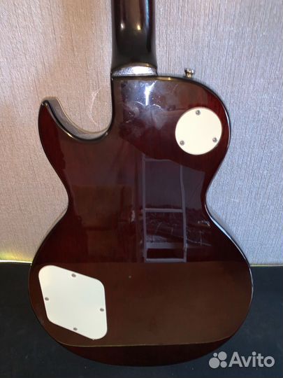 Электрогитара Cort CR250