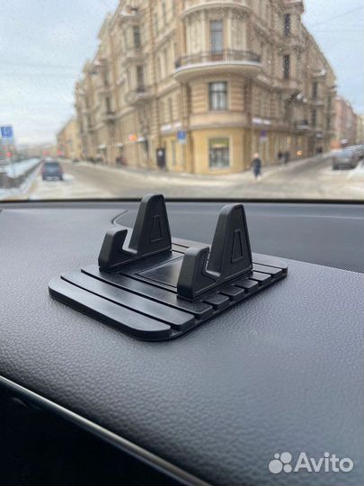 Подставка держатель для телефона в машину