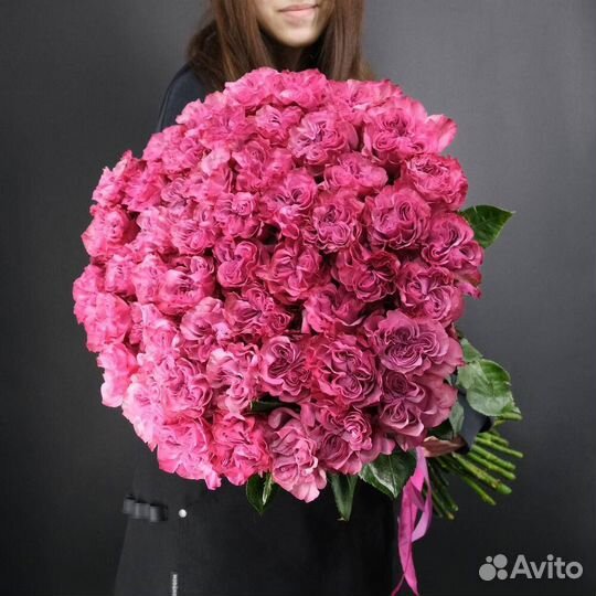 Букет пион овидных роз