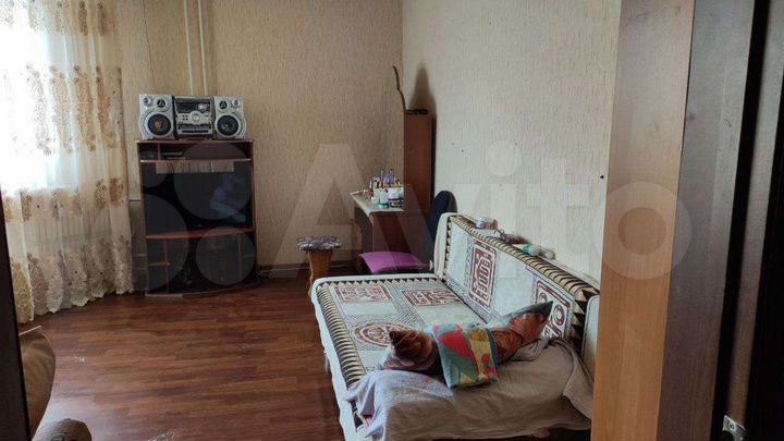 Комната 18 м² в 3-к., 5/10 эт.