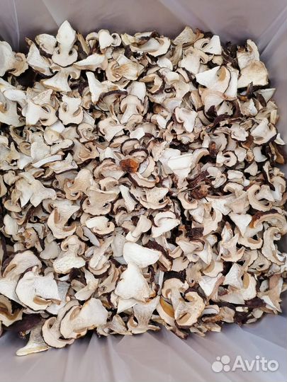 Грибы высушенные (белые грибы)