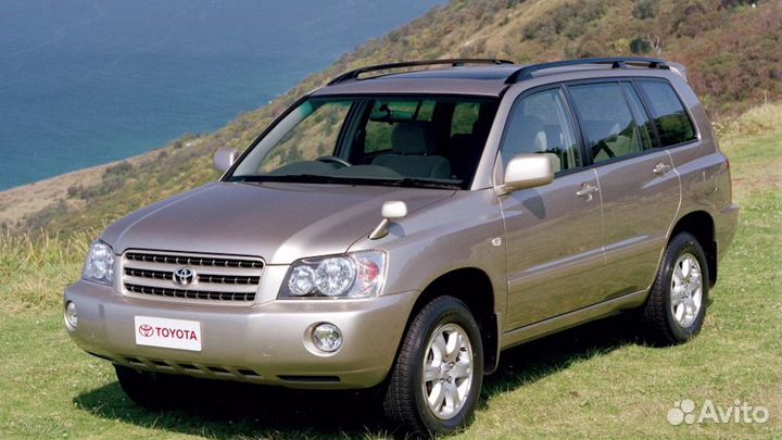 Лобовое стекло на Toyota 