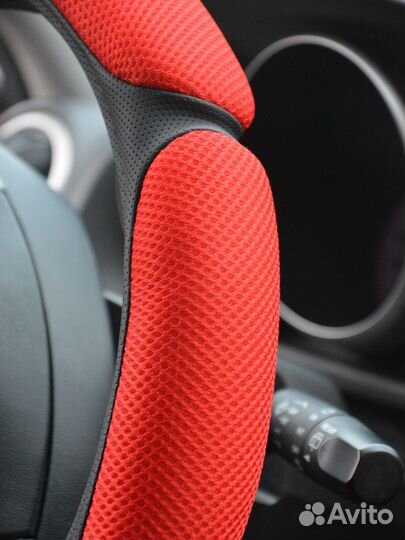 Оплетка на руль Универсальная 37-39 см