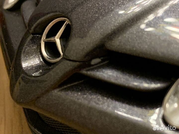 Mercedes-Benz SLR McLaren 2003 (CMC 1/18)