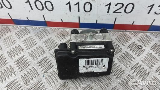 Блок ABS dacia sandero 1 (82N04KW01)