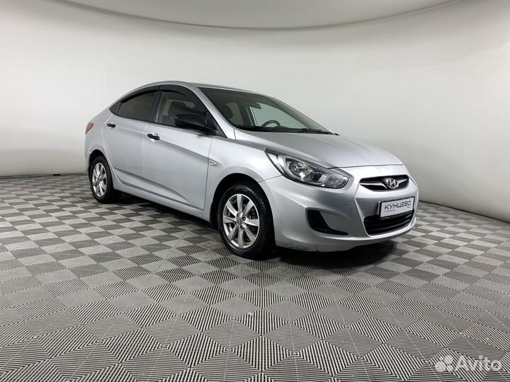 Hyundai Solaris 1.6 AT, 2013, 161 311 км