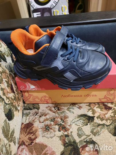 Кроссовки детские