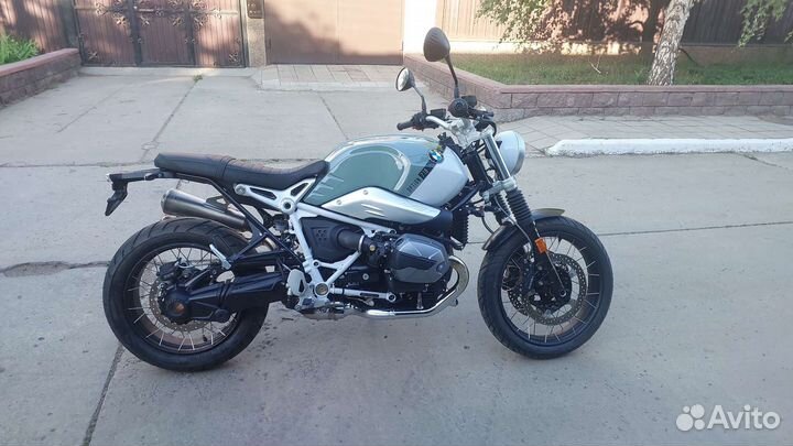 BMW R Nine T