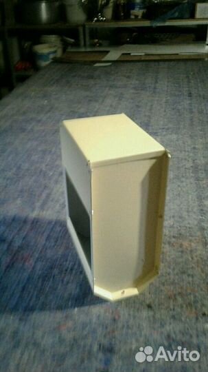 Кормушки бункерные для кроликов