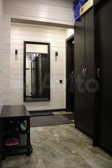 Дом 201,5 м² на участке 6,4 сот.