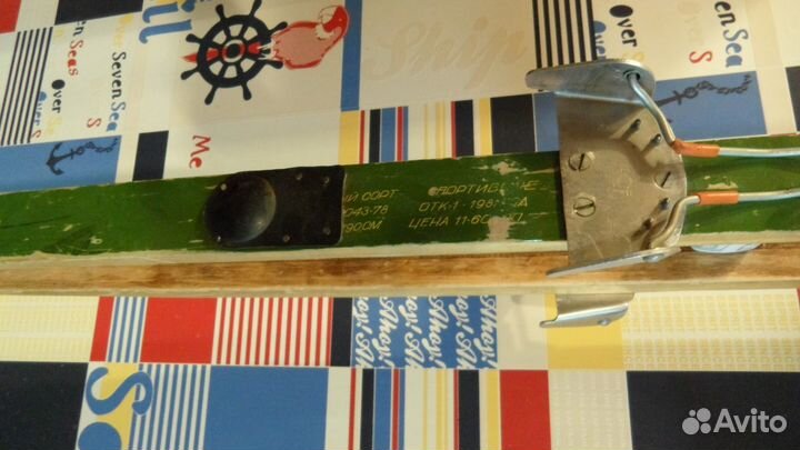 Лыжи СССР деревянные спортивные беговые. Колпино