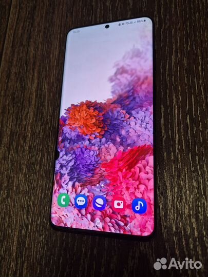 Samsung Galaxy S20+, 8/128 ГБ