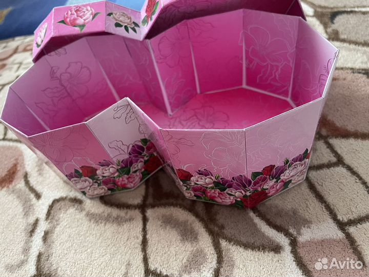 Коробка подарочная