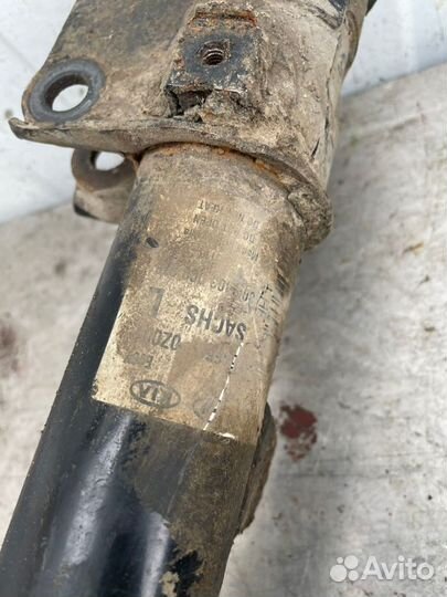 Стойка Киа Спортейж передняя левая правая