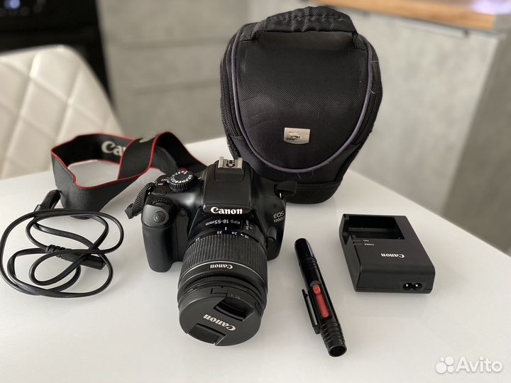 Зеркальный фотоаппарат