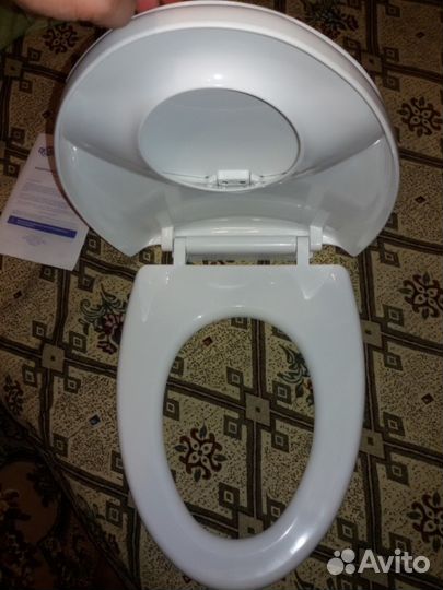 Сидение для унитаза с микролифтом